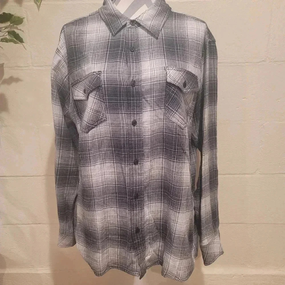 Hurley Paradise City Flannel Men’s Shirt Size L Black Gray Casual Lifestyle